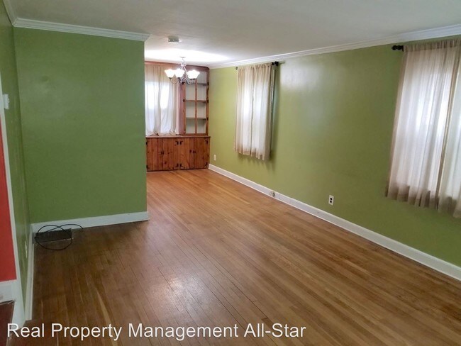 Building Photo - 2 br, 1 bath House - 607 Crescent Drive
