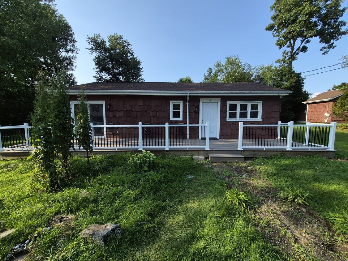 Building Photo - 15 Horton Rd
