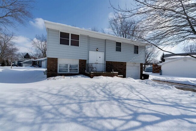 Foto del edificio - 604 High Point Road Home
