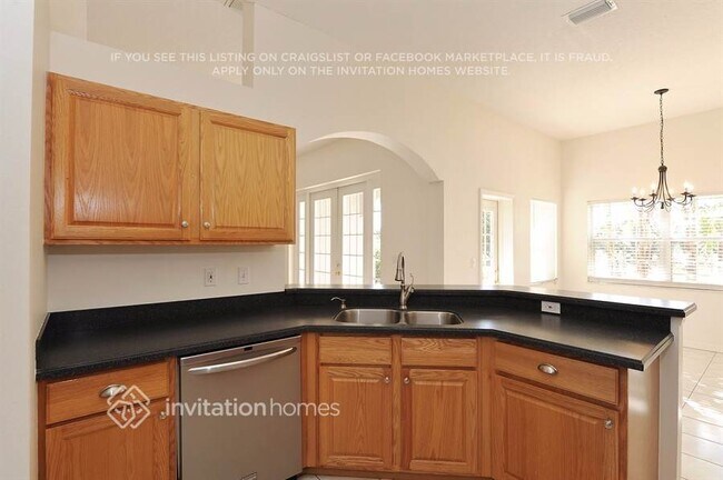 Foto del edificio - 2279 Couples Dr
