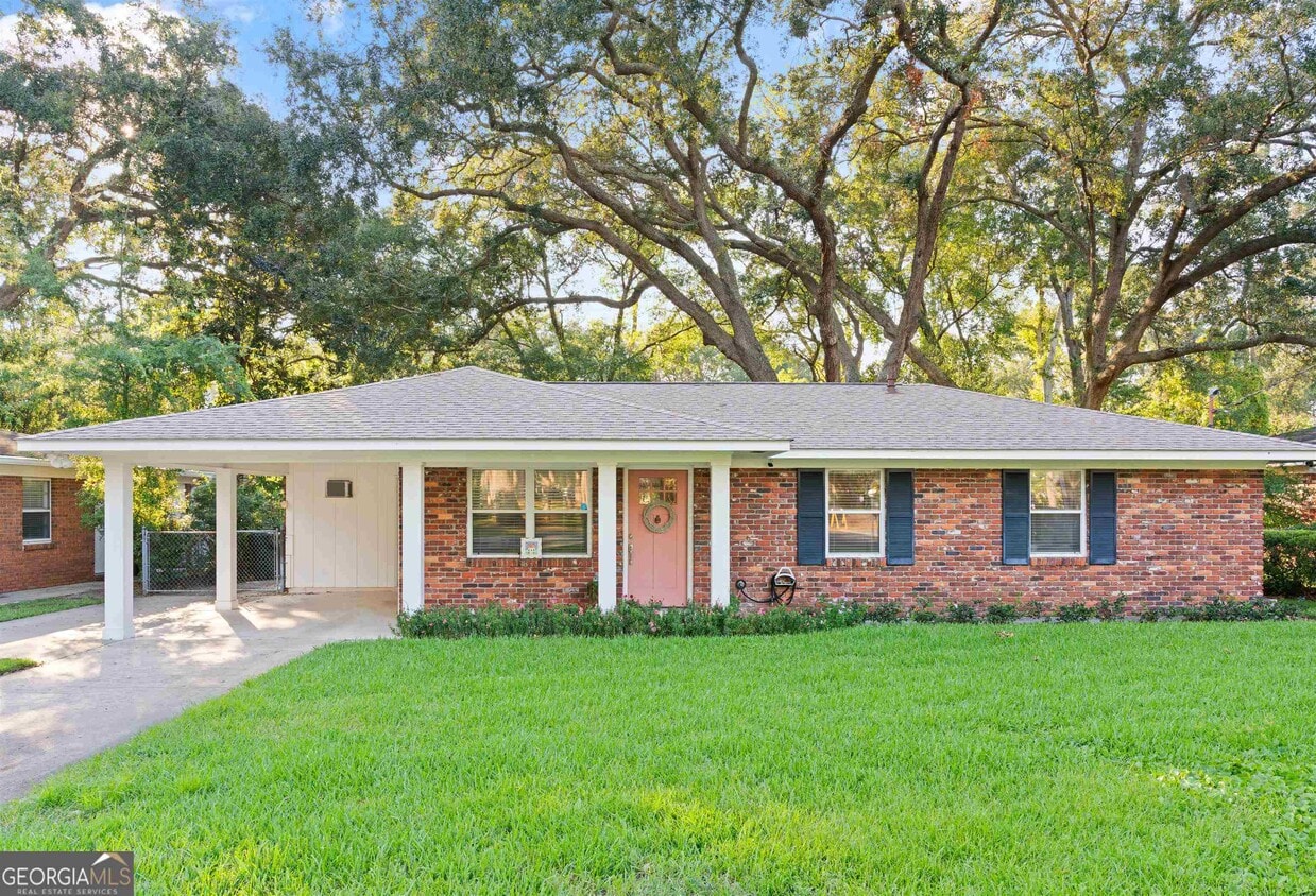 907 Mallery St, St. Simons Island, GA 31522 House Rental in St