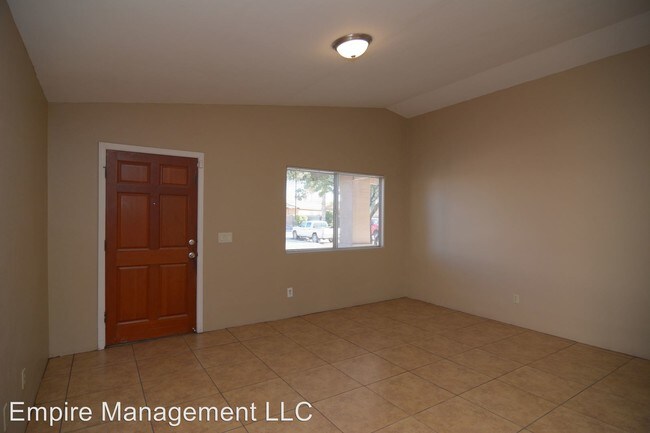 Building Photo - 5236 S Linnet Ave