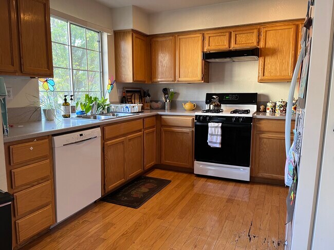 Kitchen is available for light cooking. - 1857 Northwest Cir