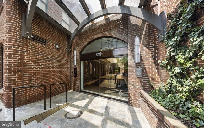 Building Photo - 3299 K St NW