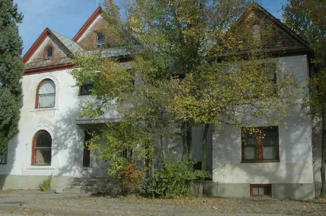 Building Photo - 1000 Carteret Ave