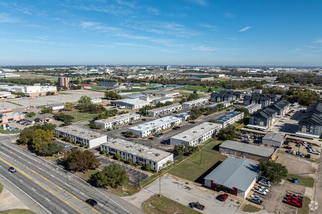 Building Photo - Brookside Apartments