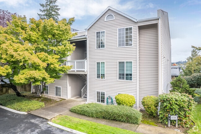 Exterior - Hunnington House Apartments