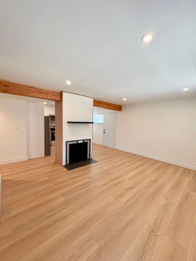 Photo - 6007 Crawford Dr House