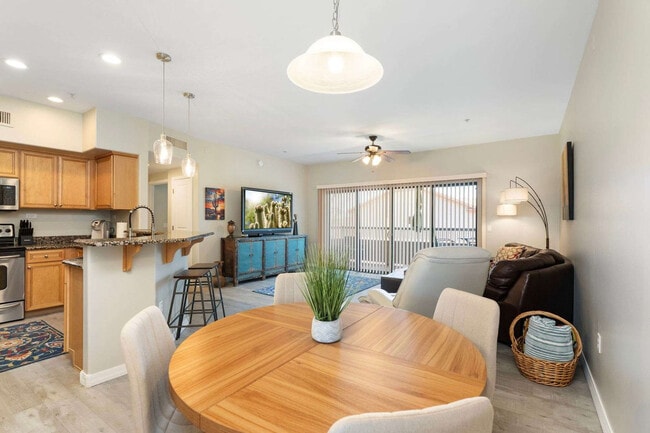 Foto del edificio - 20660 N 40th St