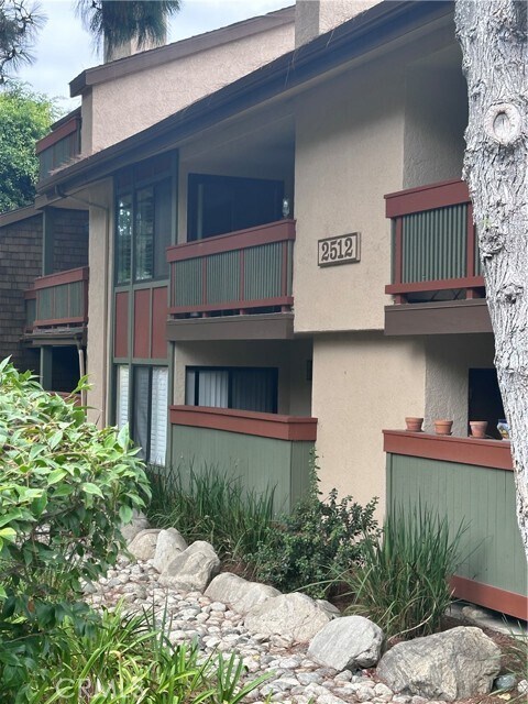Foto del edificio - 2512 E Willow St