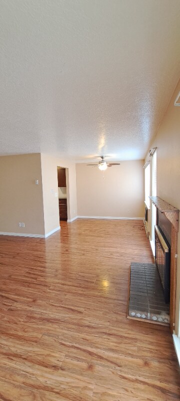 Foto del edificio - 753 Meadows Dr