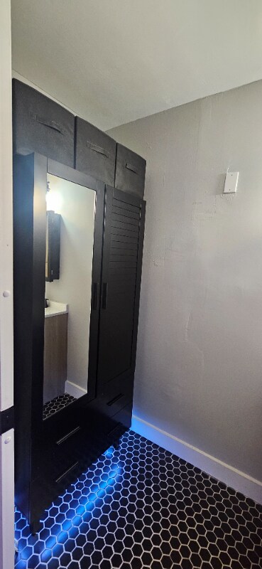 Foto del edificio - 1448 W 31st St