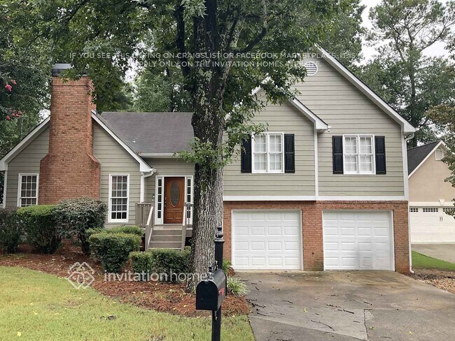Building Photo - 211 Whisperwood Ln
