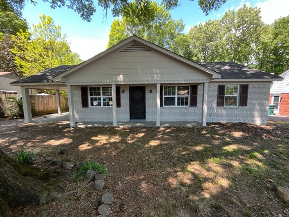Primary Photo - Renovated 3 Bedroom 1.5 Bath Home for Rent!!