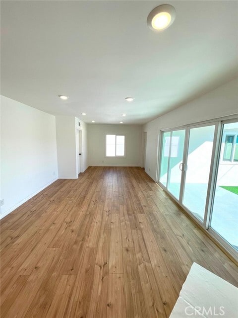 Foto del edificio - 8015 McNulty Ave