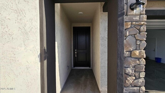 Building Photo - 7959 W Hayward Ave