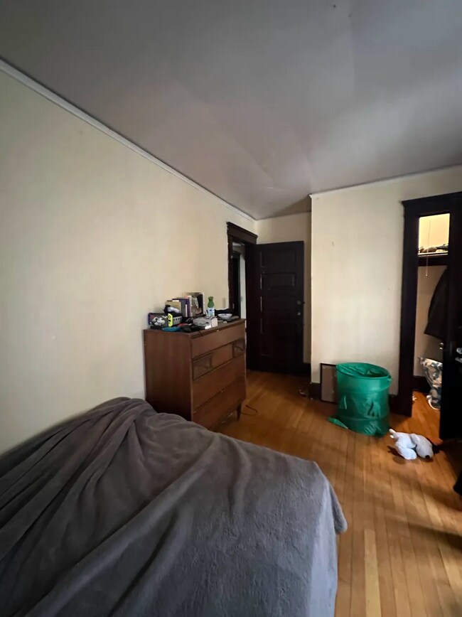 Building Photo - 407 Hamilton Pl