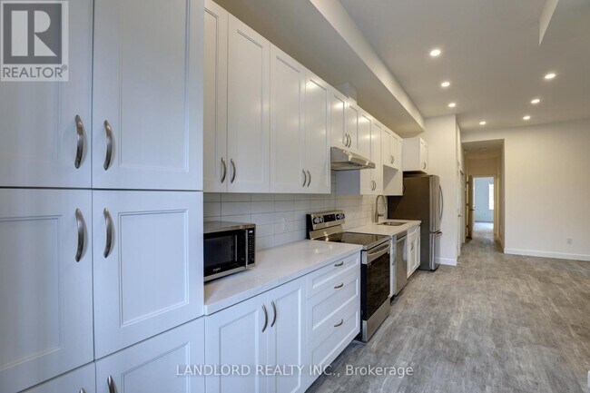 Photo du bâtiment - 620 Bathurst St