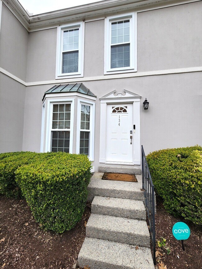 Foto del edificio - Location, location, location! Beautiful 2BR/1.5BA townhouse in West End Park!