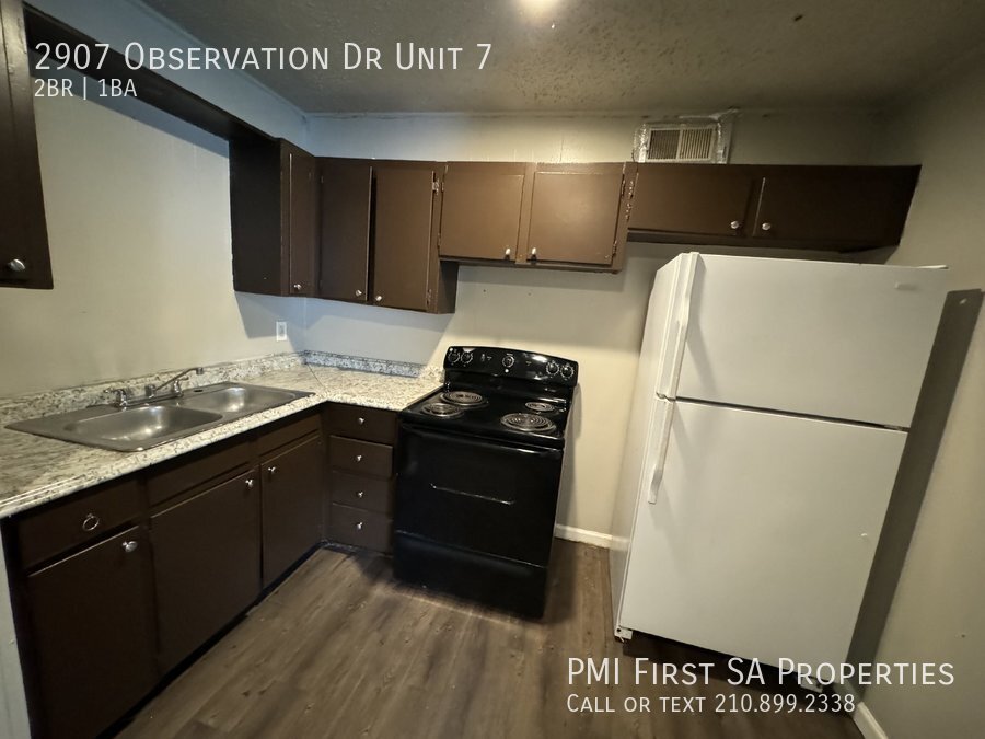 Building Photo - 2 Bedroom and 1 bathroom ready to move in