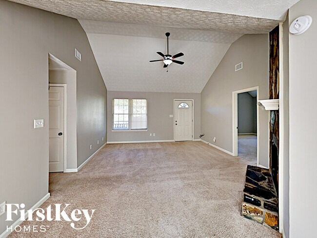 Building Photo - 153 Ivy Trace Blvd