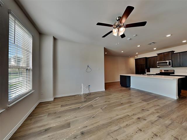 Building Photo - 2020 Saddle Wy