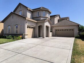 Building Photo - 7200 Elvora Way