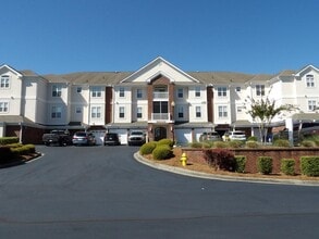 Building Photo - 2241 Waterview Dr