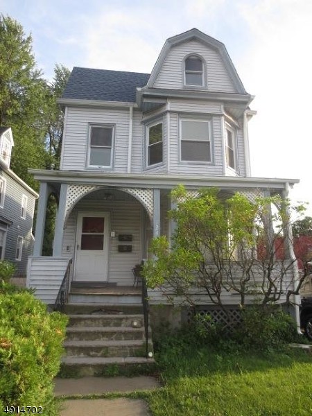 Primary Photo - 124 Claremont Ave