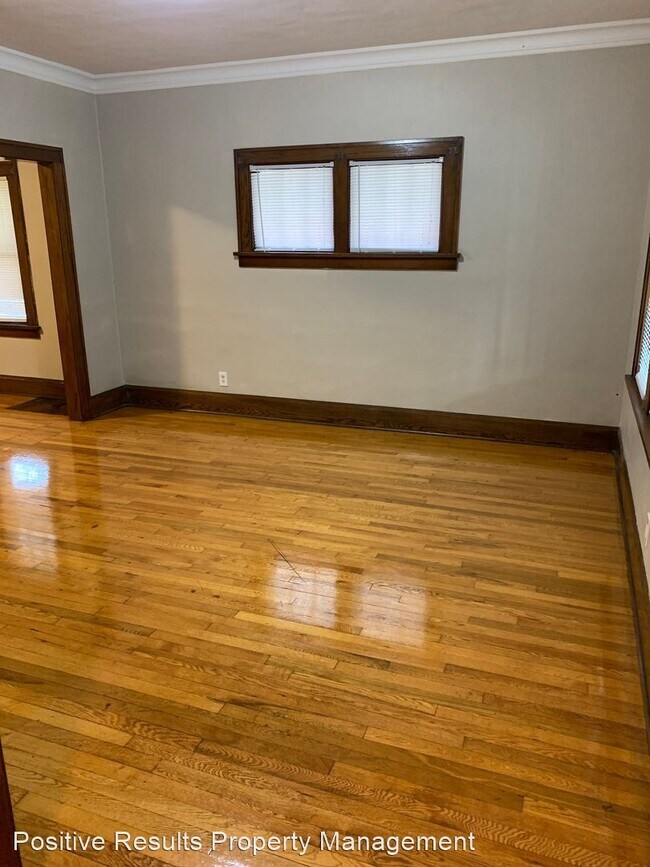 Building Photo - 2 br, 1 bath House - 1526 10th St