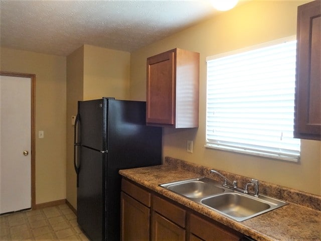 Foto del edificio - 2572 Edencreek Ln