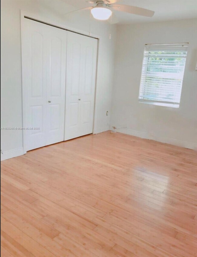 Foto del edificio - 894 80th St