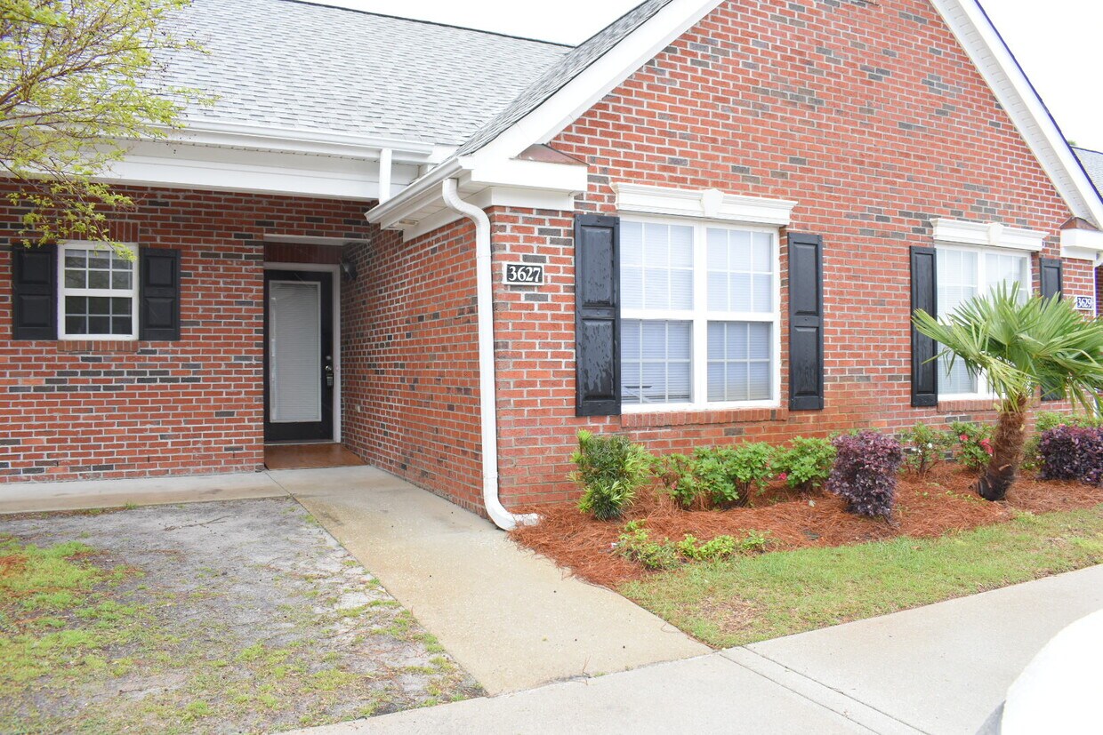 Foto principal - 3627 Merestone Dr