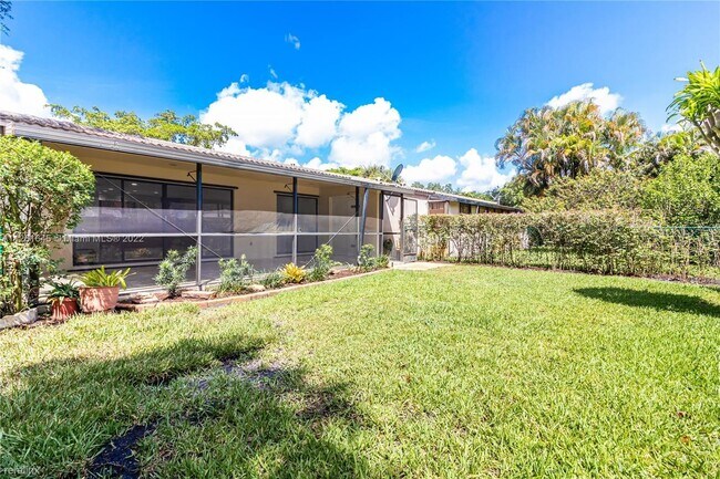 Foto del edificio - 3 br, 2 bath House - 15461 Turnbull Dr