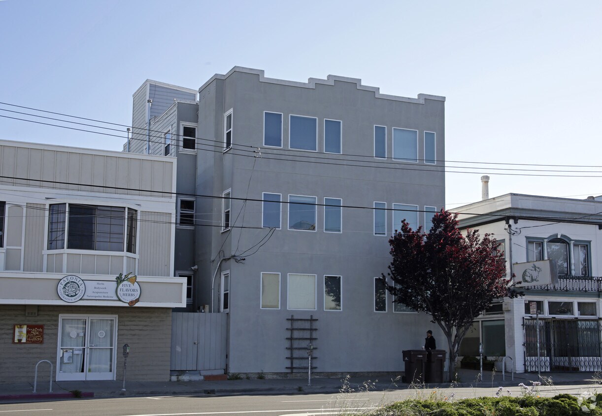 Foto del edificio - 336 40th St