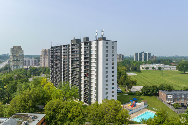 Photo du bâtiment - Eglinton Residences