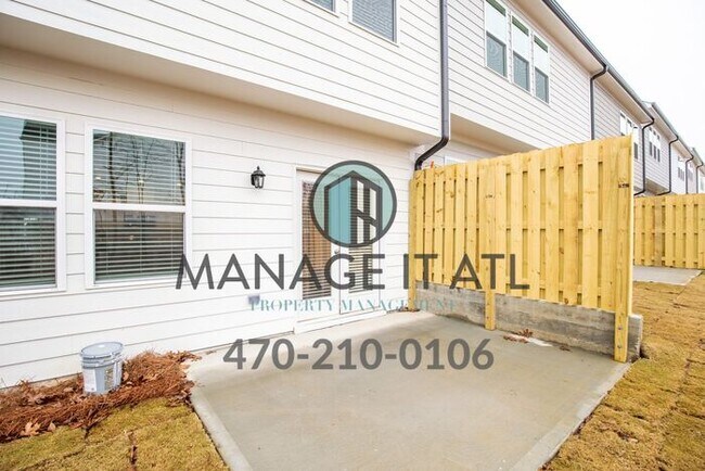 Photo - Elegant 3 bedroom townhome in Sugar Hill c...