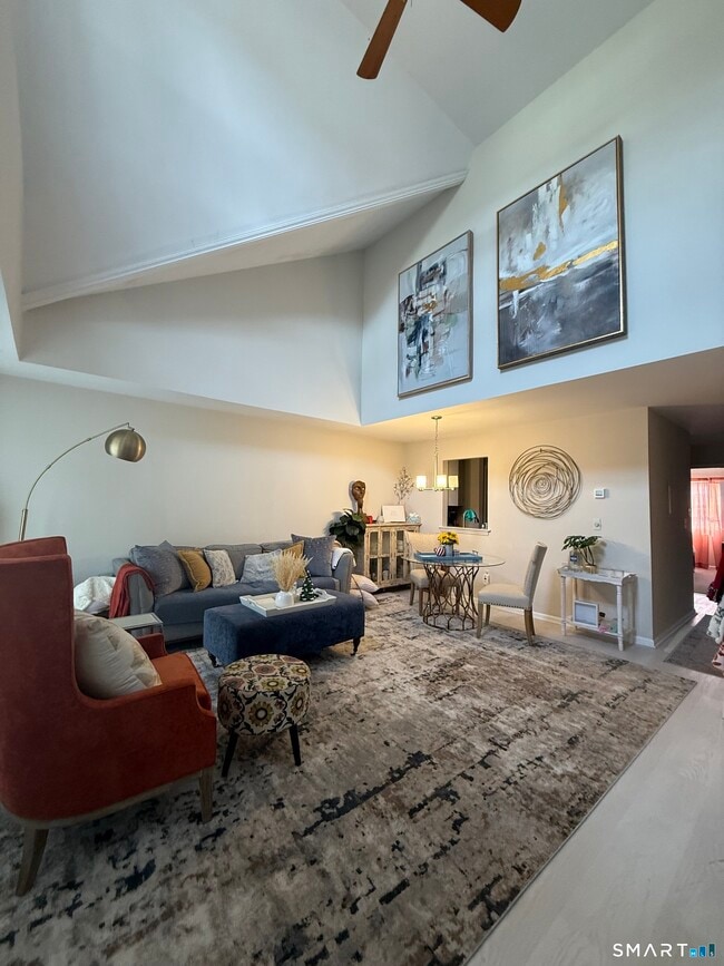 Building Photo - 462 Glendale Ave