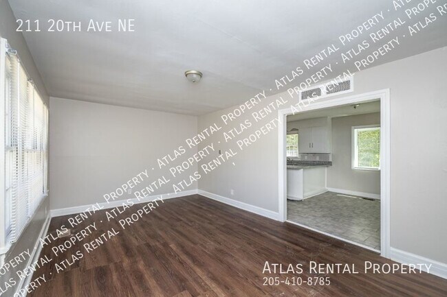 Building Photo - 211 20th NE Ave