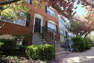 Building Photo - 268 Matthews Drive