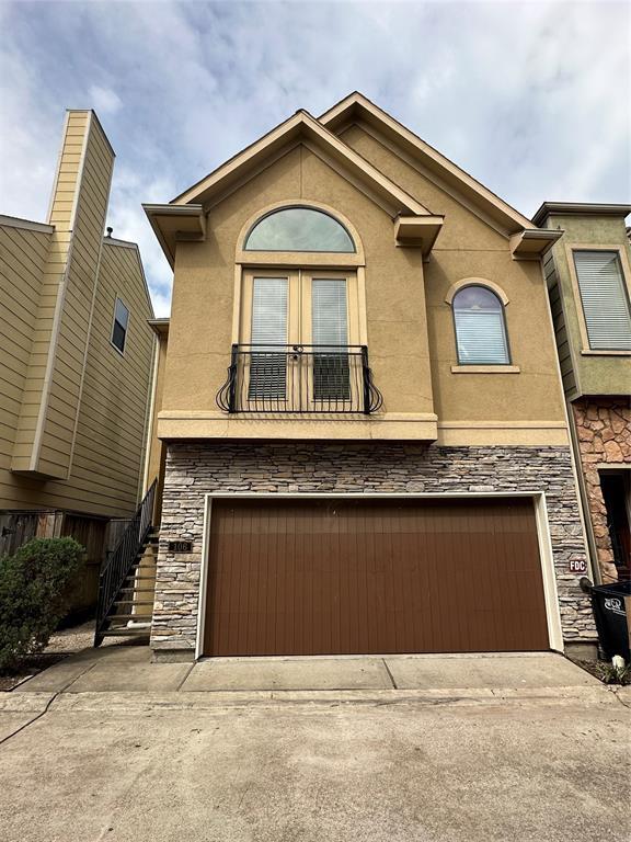 6353 Richmond Ave., Houston, TX 77057 House for Rent in Houston, TX