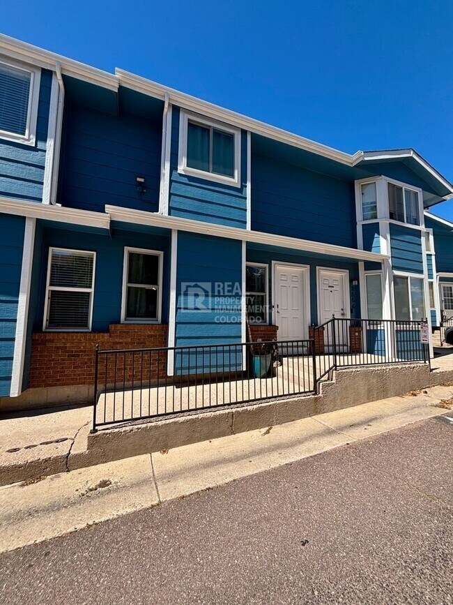 Building Photo - 2664 Bannister Ct