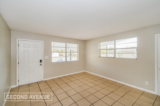 Foto del edificio - 4508 Tango Ln W