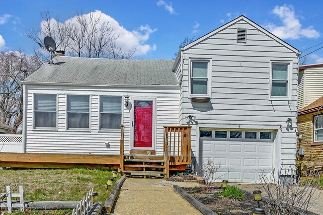 Building Photo - 102 Fischer Blvd