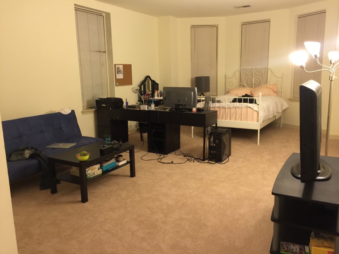 Foto principal - 3500 Powelton Ave