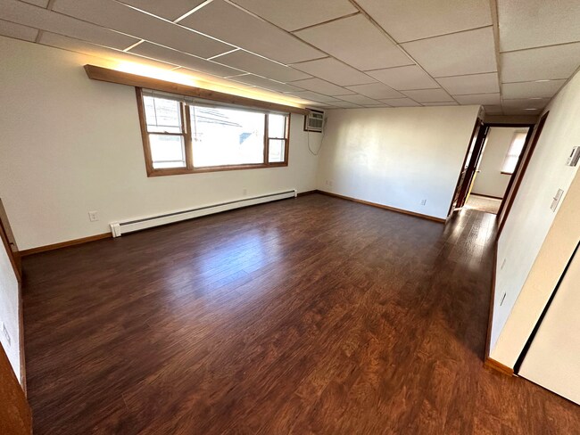 Foto del edificio - 2-bedroom 1 bedroom in Ellendale - Garage included!