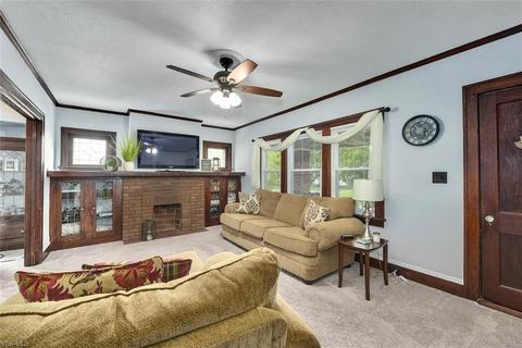 Building Photo - 2069 Wascana Ave