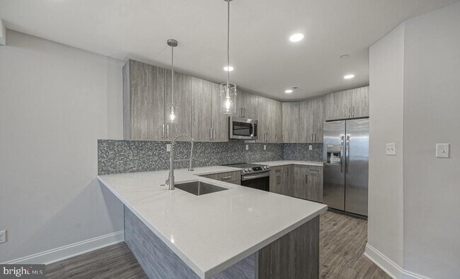 Building Photo - 1702 N Gratz St