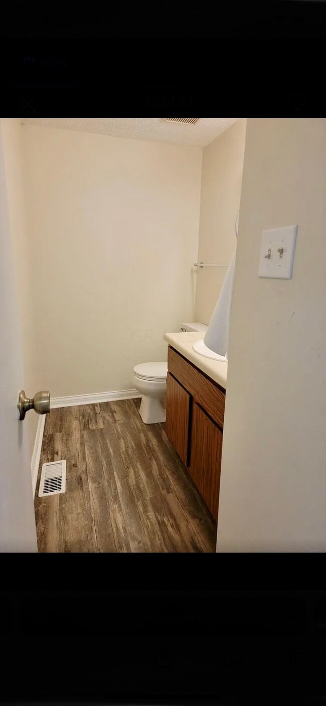 Foto del edificio - 905 Upholland Ln