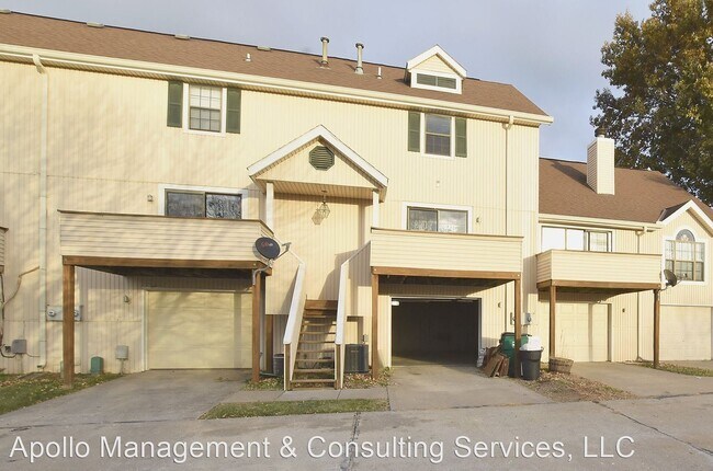 Building Photo - 2 br, 1.5 bath House - 1166 Hampton Lane